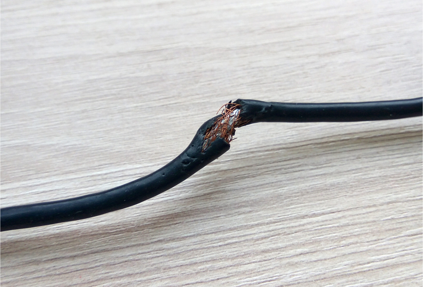 cara mengecek kabel listrik yang putus